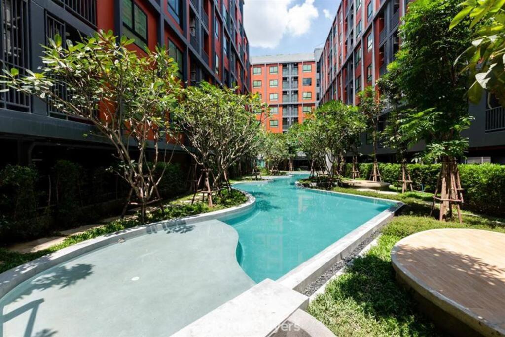 Monte Rama 9 near JodFair Market Condo Monte Rama 9 near JodFair Market Condo