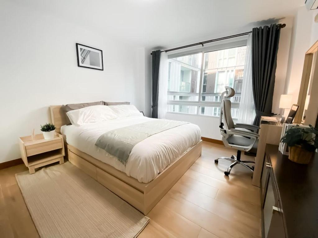 Spacious 53 SQM - BTS Thong Lo - Ultra Fast WiFi