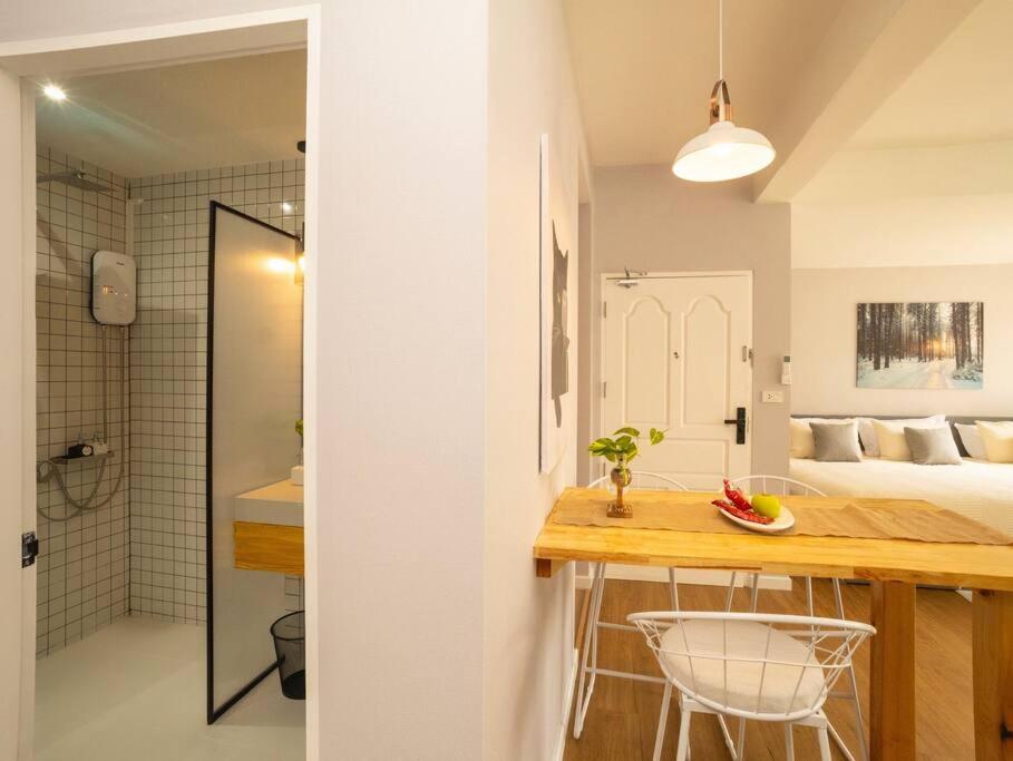 Cozy studio for 3 guests in the heart of Silom - 3B
