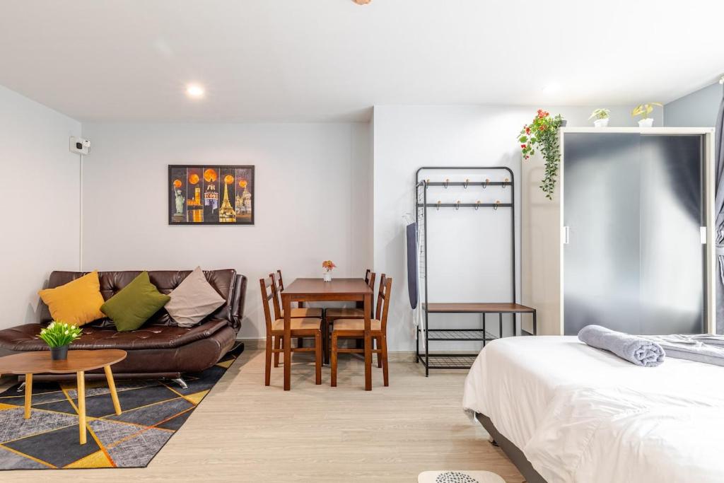 Perfect 1BR at MRT Bangson near Chatuchak &DMK By Orn Perfect 1BR at MRT Bangson near Chatuchak &DMK By Orn
