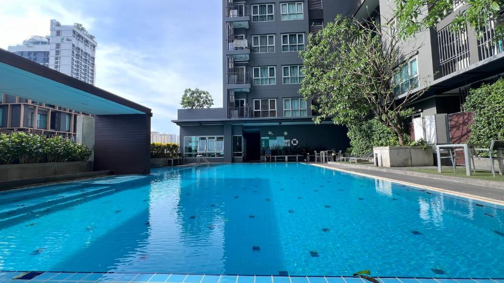 A Home Rama9 Suite