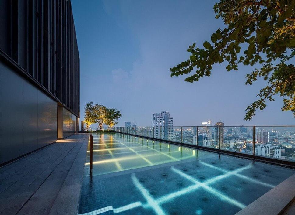Phrom Phong Top 1BD pool,gym,park and mall BTS Phrom Phong Top 1BD pool,gym,park and mall BTS