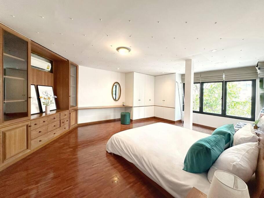 Tree House Sukhumvit 39 Phromphong Bangkok Tree House Sukhumvit 39 Phromphong Bangkok