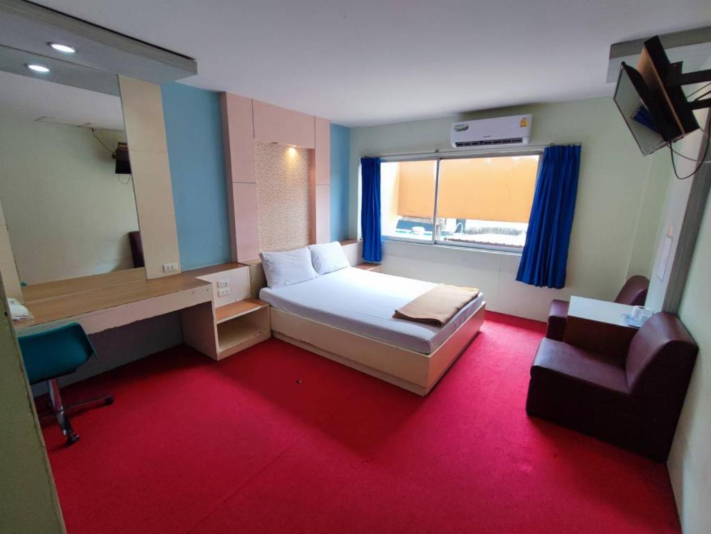โรงแรมแฮปปี้ อิน โรงแรมแฮปปี้ อิน