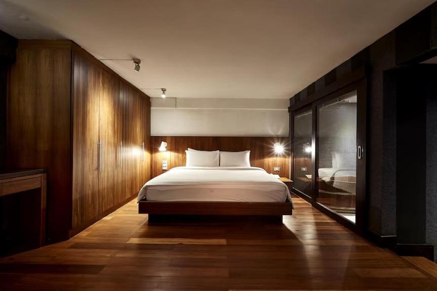 Wish Inn Silom - วิช อินน์ สีลม Wish Inn Silom - วิช อินน์ สีลม