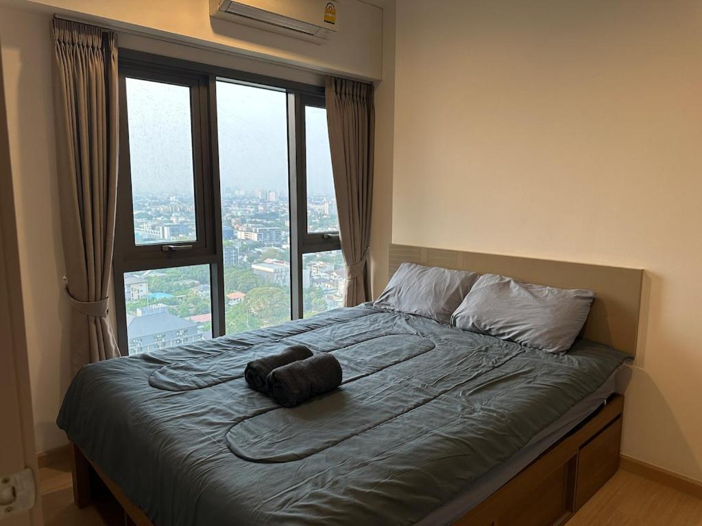 Luxury condo - BTS Punnawithi - Pool, Gym, Sauna Luxury condo - BTS Punnawithi - Pool, Gym, Sauna