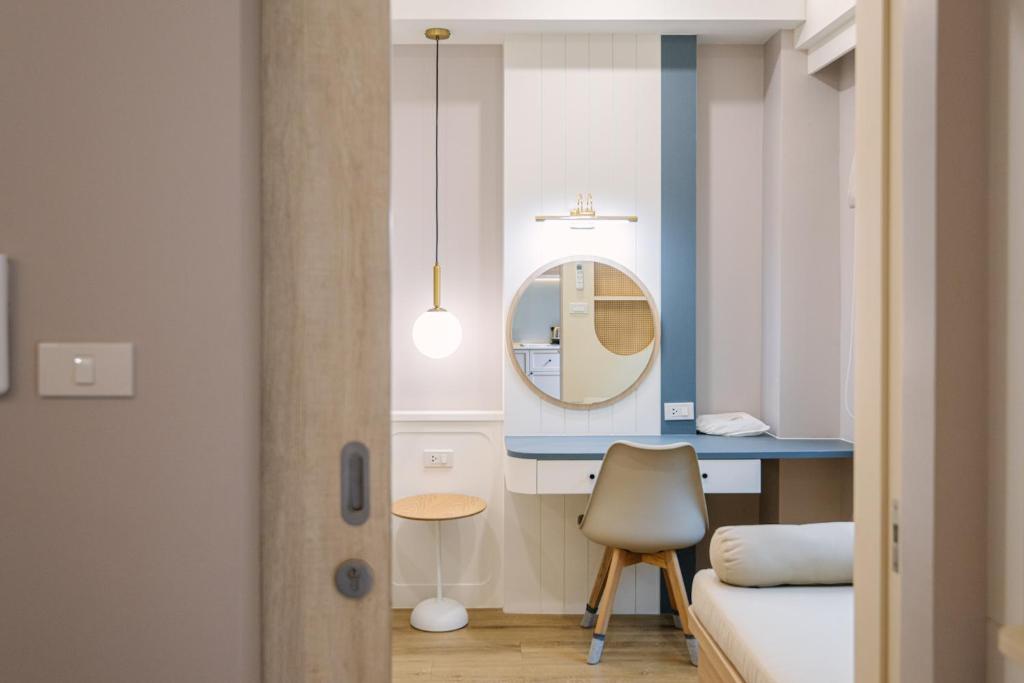 Moon House BKK Room 2B Moon House BKK Room 2B