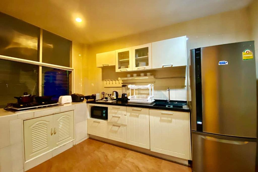 BTS Asoke 6bedroom townhouse BTS Asoke 6bedroom townhouse
